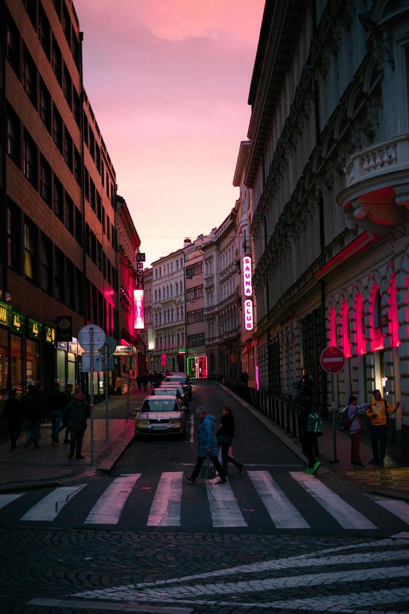 New Design & Style Apartments 50M From Wenceslas Square Prag Exteriör bild