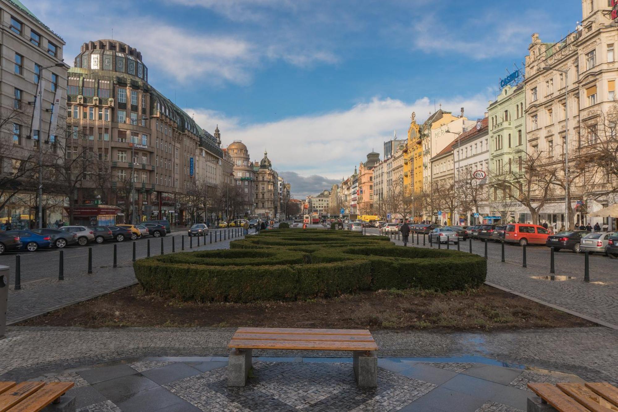 New Design & Style Apartments 50M From Wenceslas Square Prag Exteriör bild