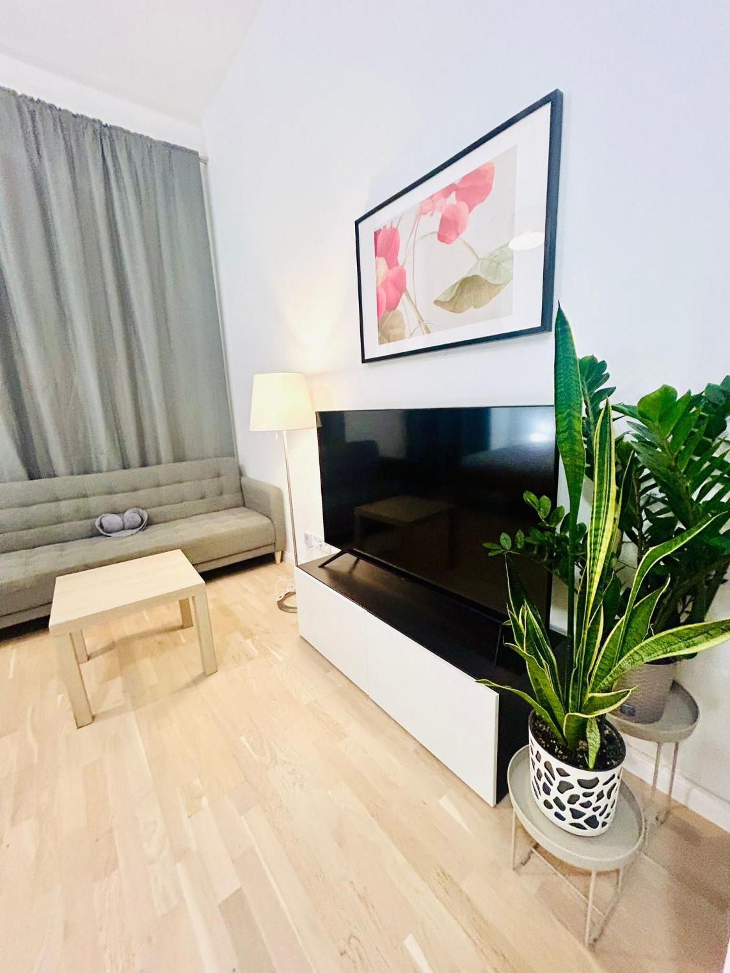 New Design & Style Apartments 50M From Wenceslas Square Prag Exteriör bild