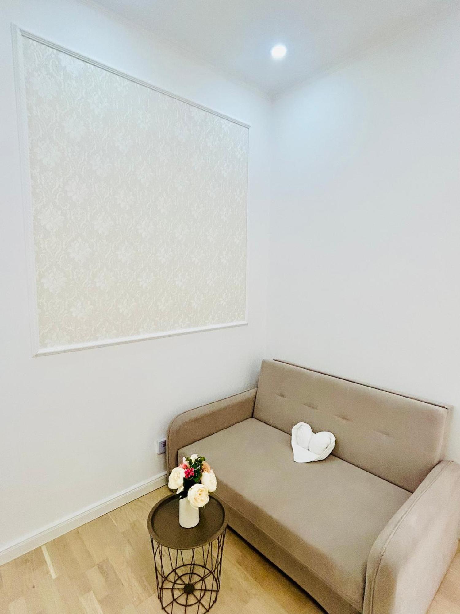 New Design & Style Apartments 50M From Wenceslas Square Prag Exteriör bild