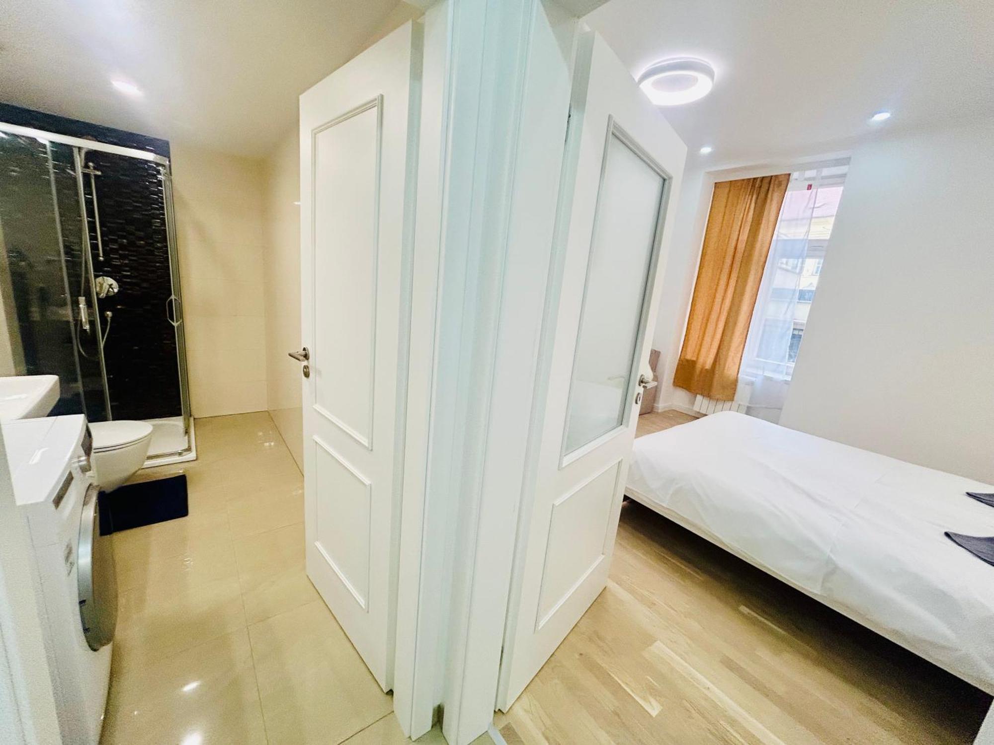 New Design & Style Apartments 50M From Wenceslas Square Prag Exteriör bild